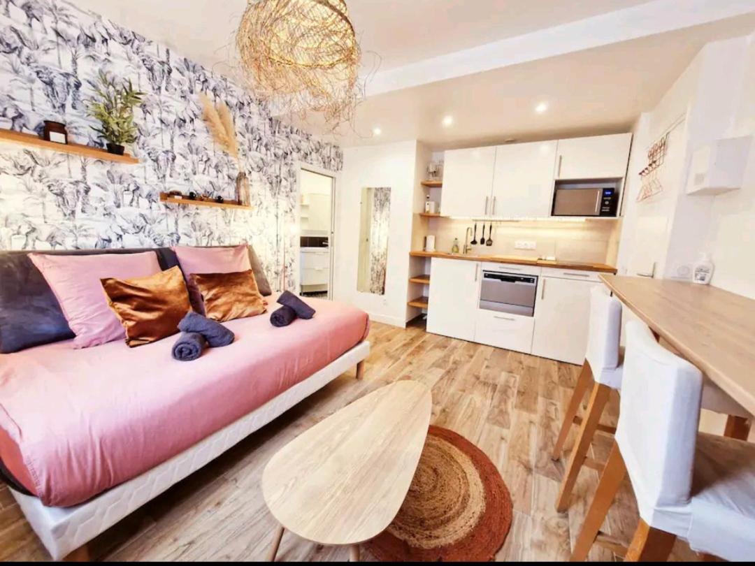 Maison Juliette كليشي المظهر الخارجي الصورة