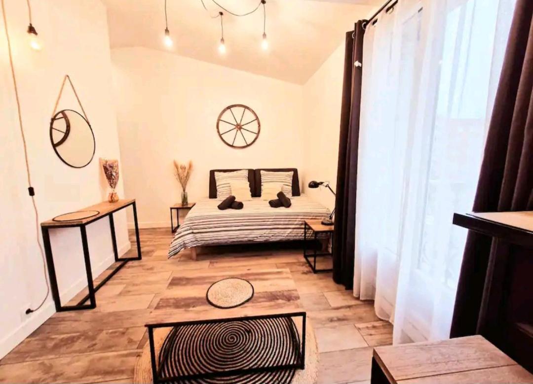 Maison Juliette كليشي المظهر الخارجي الصورة